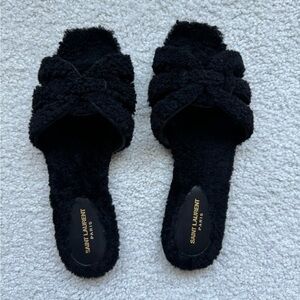 Saint Laurent women’s Tribute Sherpa slide sandal in black 37